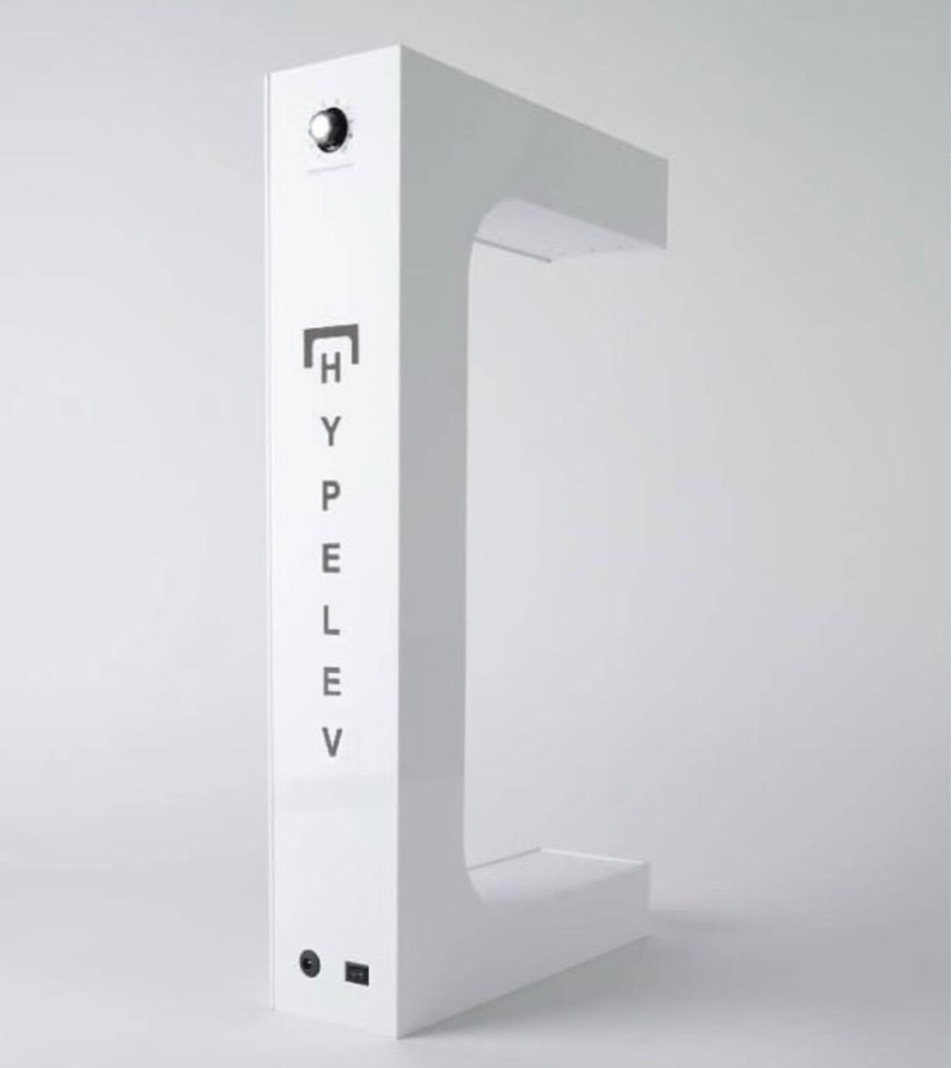 ヘッズ御用達！スニーカーが宙に浮く「ディスプレイスタンド」が登場