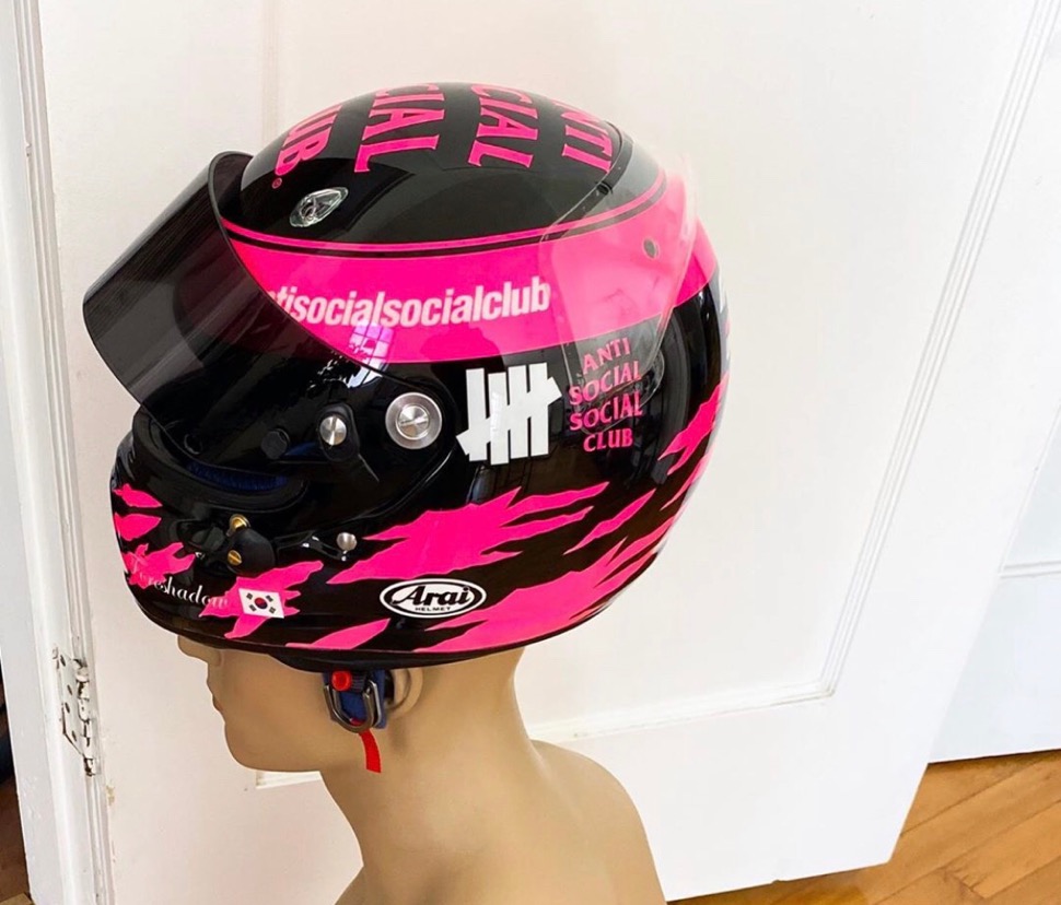 F1 × ASSC × UNDEFEATED】トリプルコラボコレクションが2020年8月15日