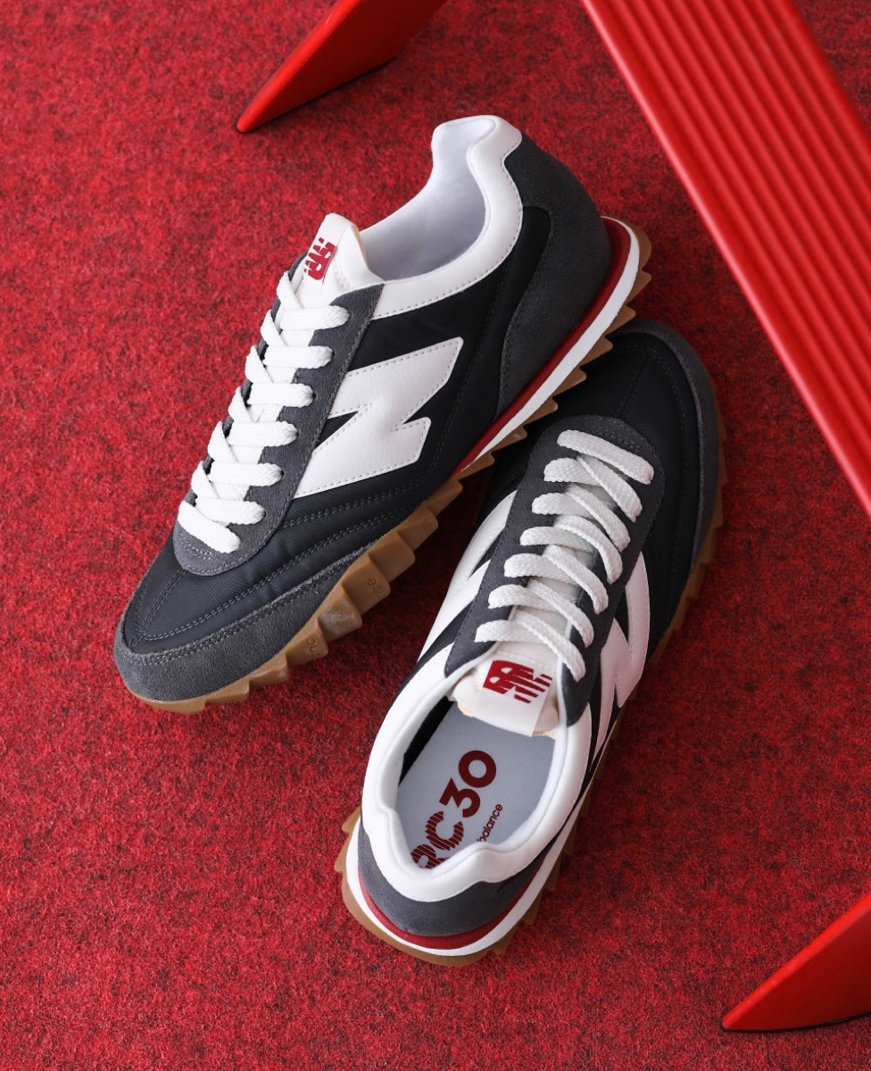 New Balance 『RC30 “Grey” & “White”』が国内3月10日より発売中