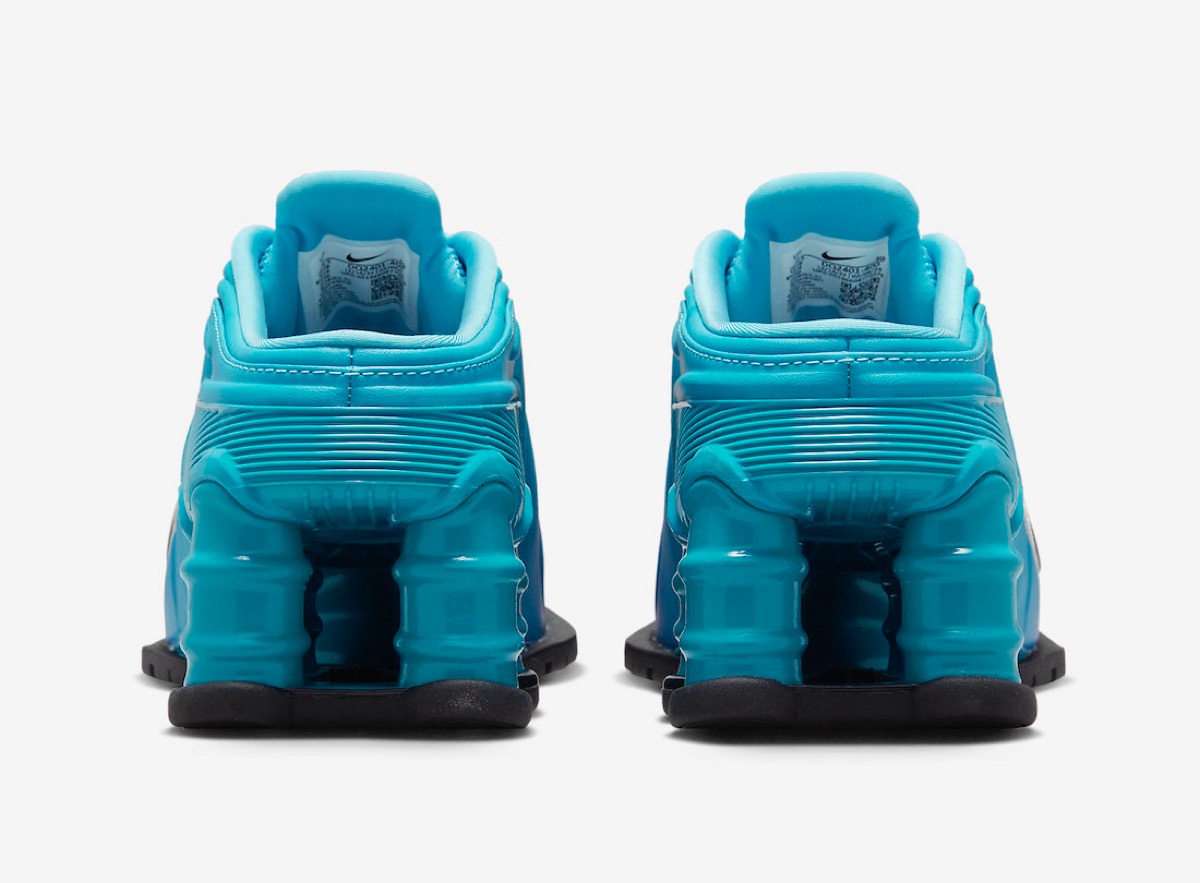 Martine Rose × Nike 『Shox MR4 “Scuba Blue” & “Safety Orange”』が