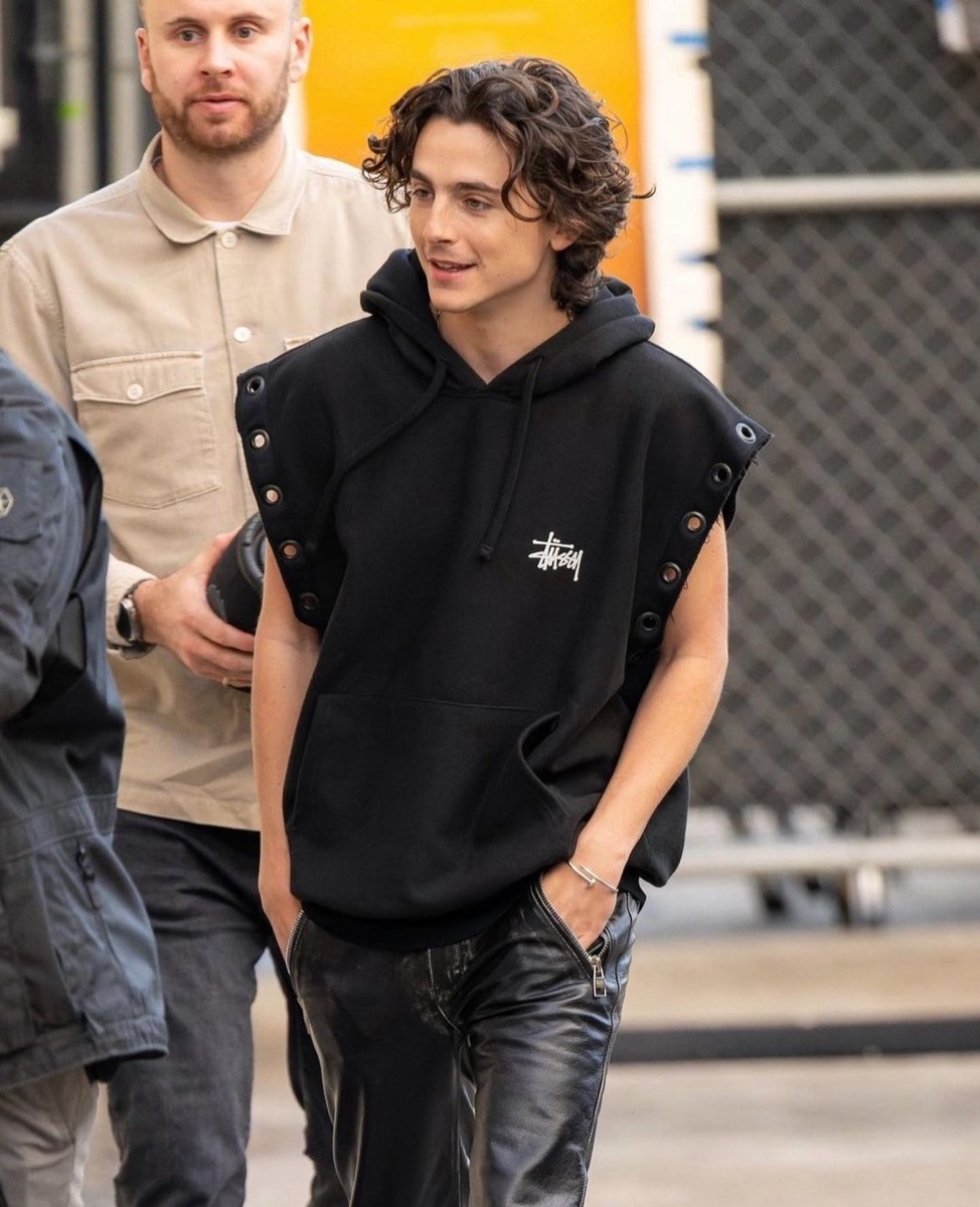 eYe JUNYA WATANABE MAN × Stüssy ノースリーブフーディーが国内3月11