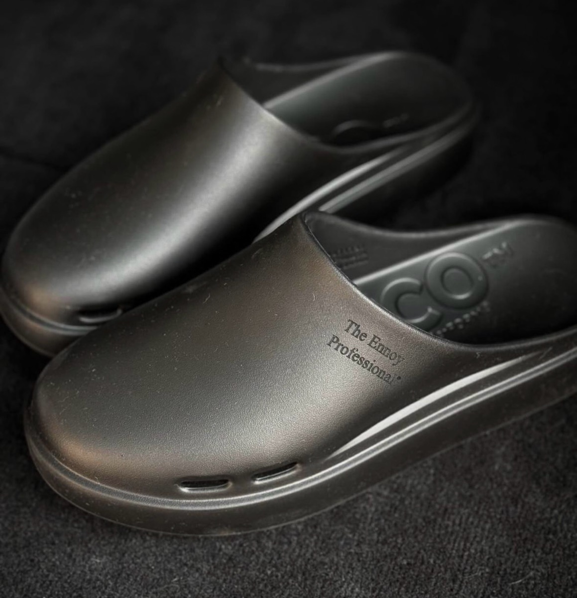 PPACO™︎ x ENNOY コラボサンダル『whale』が国内9月22日より抽選販売