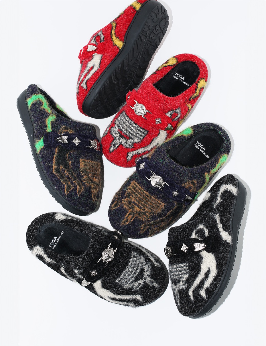 TOGA x SUBU 25FW『KNIT SLIP-ON』が国内11月28日より発売 | UP TO DATE