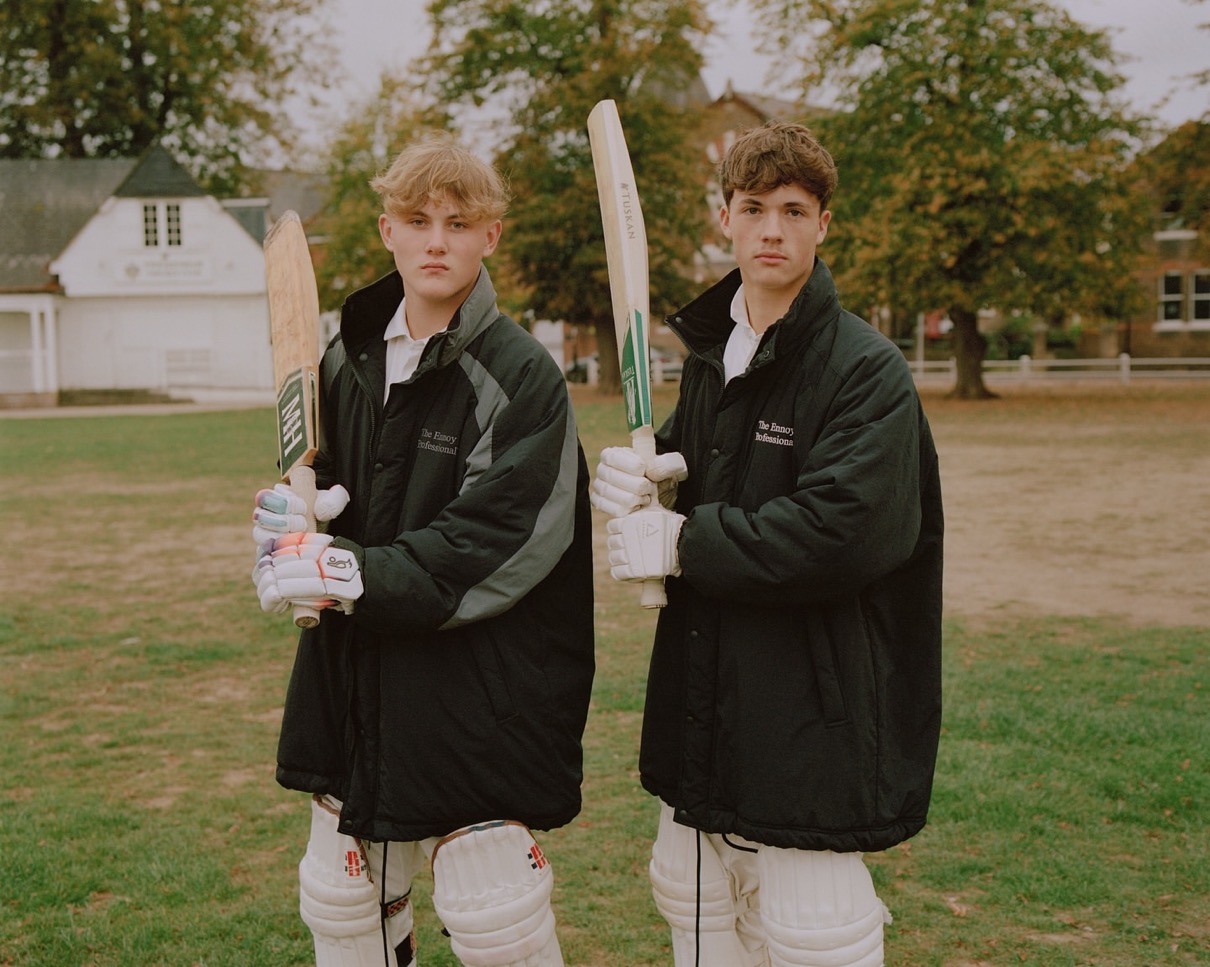 ENNOY『PADDED NYLON BENCH COAT』が国内12月21日より抽選販売 | UP TO