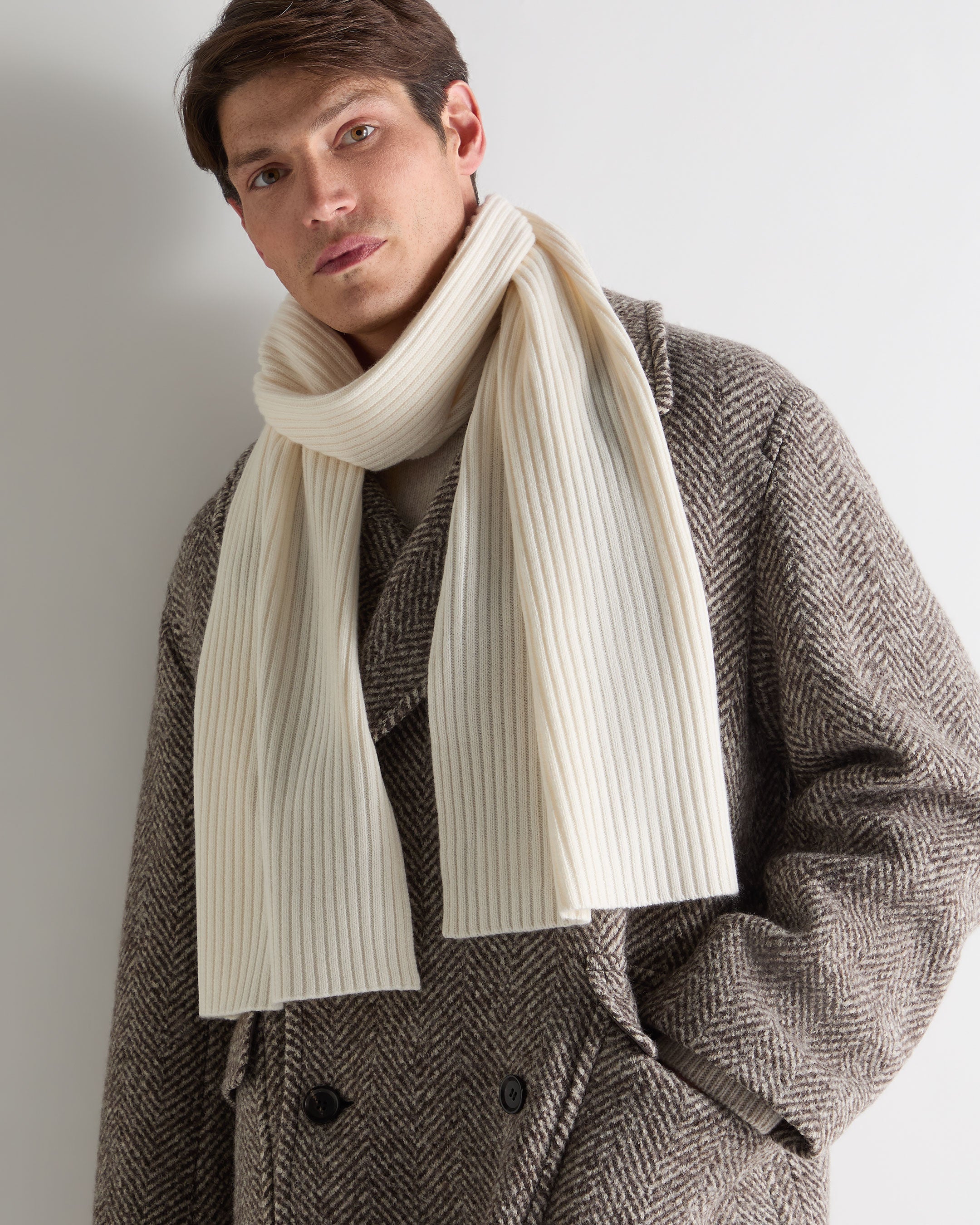 Unisex Short Ribbed Cashmere Scarf New Ivory White | N.Peal