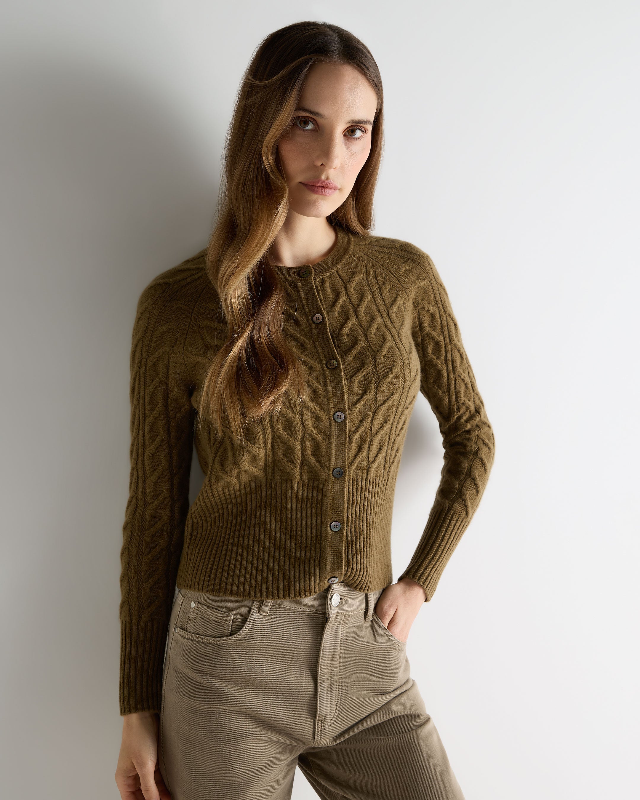 AW25_NPW002087_CNN_1.jpg?v=