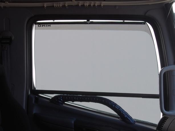 トラック用ロールスクリーン（L/R） グランドプロフィア/17