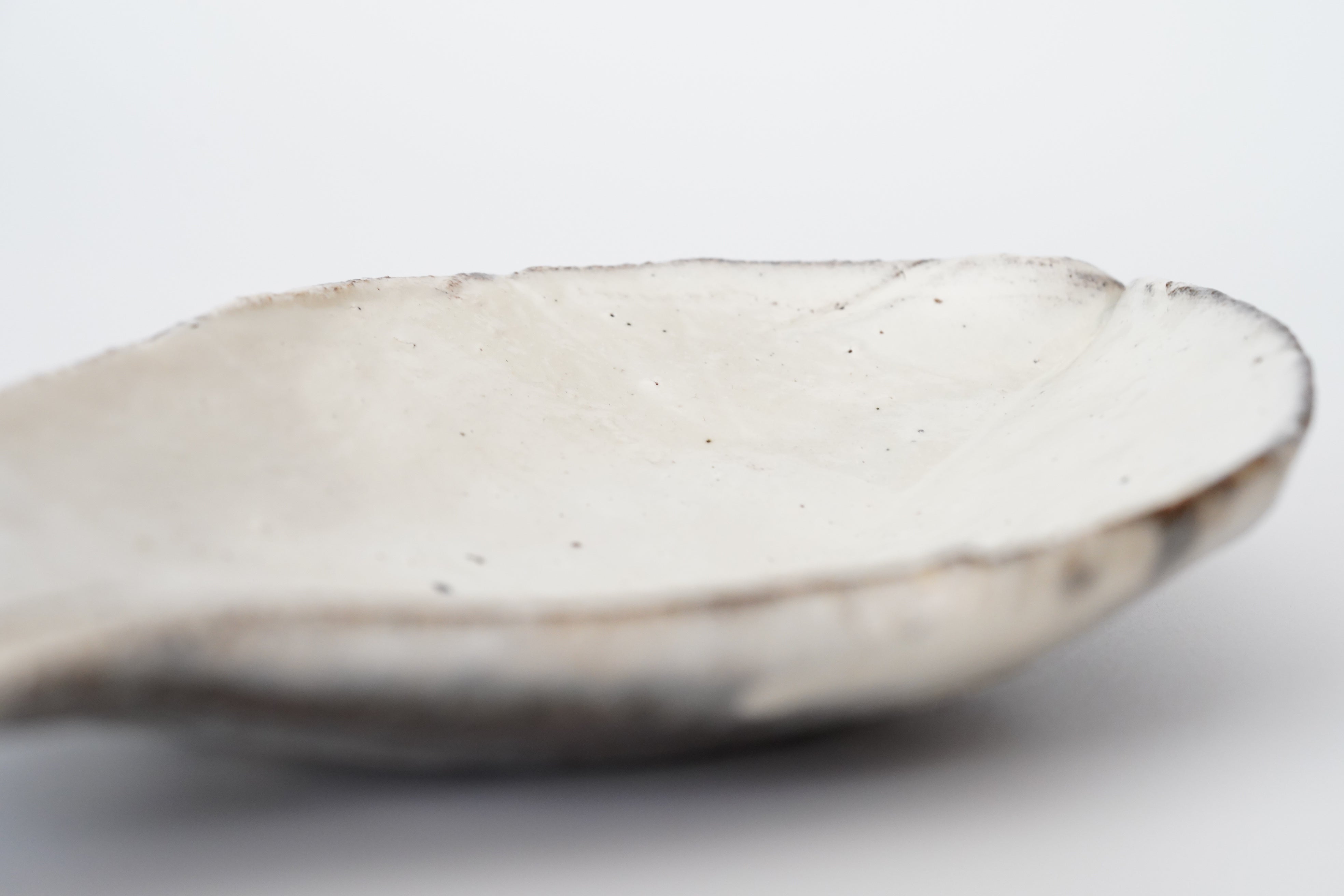 辻村 塊】粉引向付 蓮弁 – うつわ御結