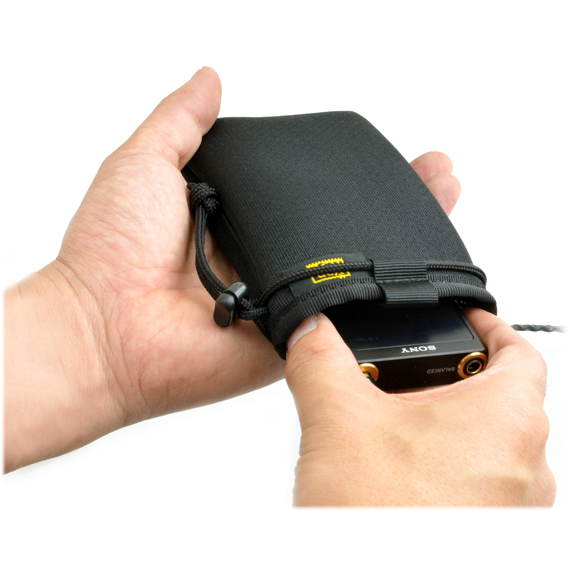 D740：SONY ウォークマンZX300用 ふわふわケース (開口部ストッパー