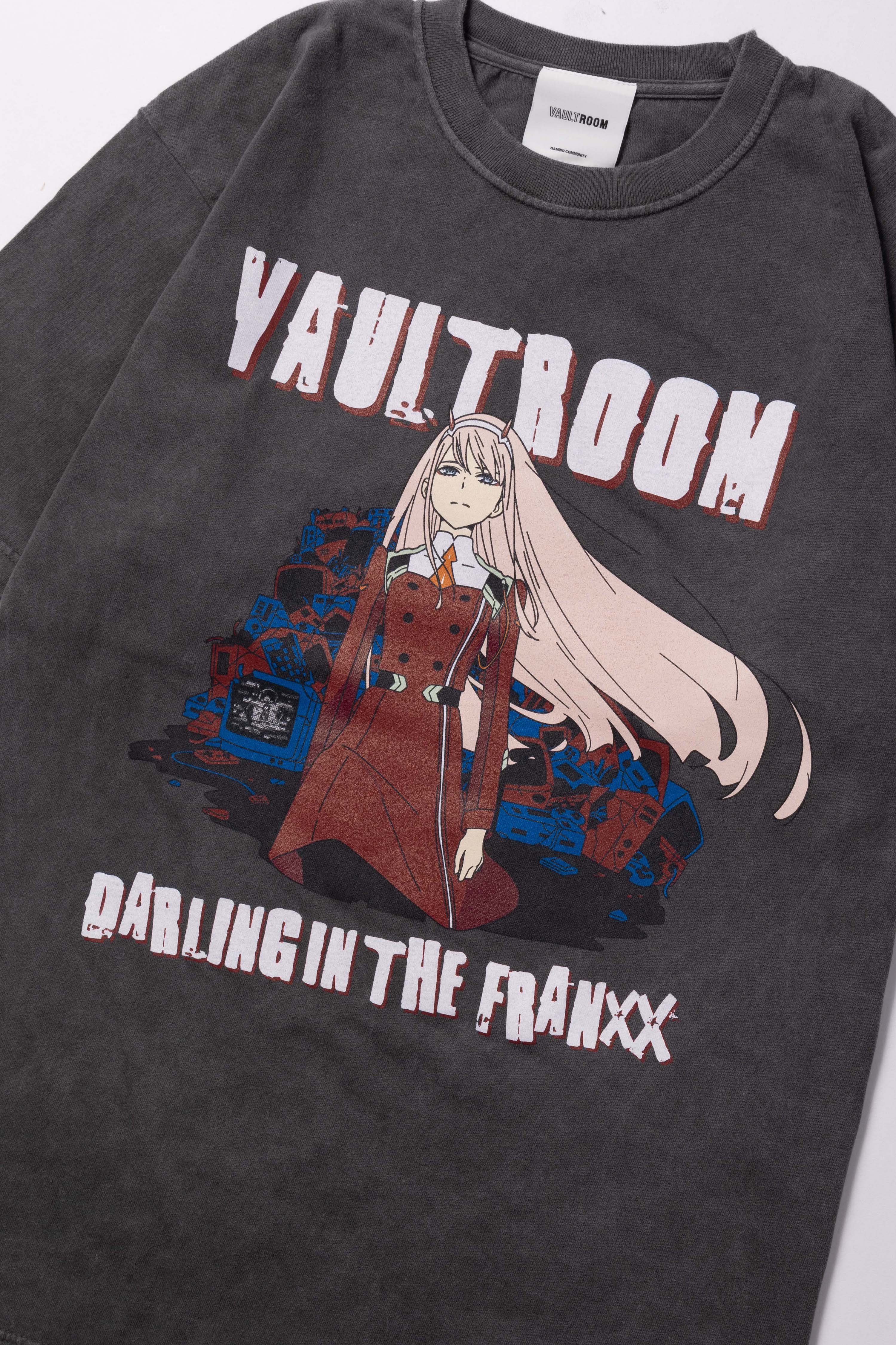 002 TEE / CHARCOAL – VAULTROOM
