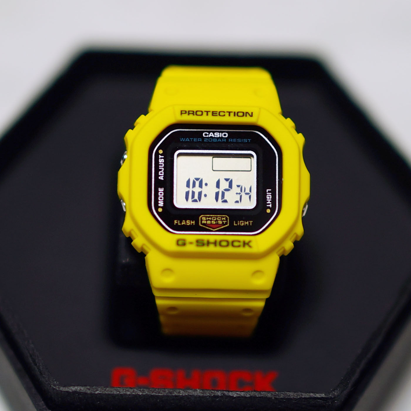 なりは小さいけど歴とした｢G-SHOCK｣仕様だよね！【CASIO・G-SHOCK nano