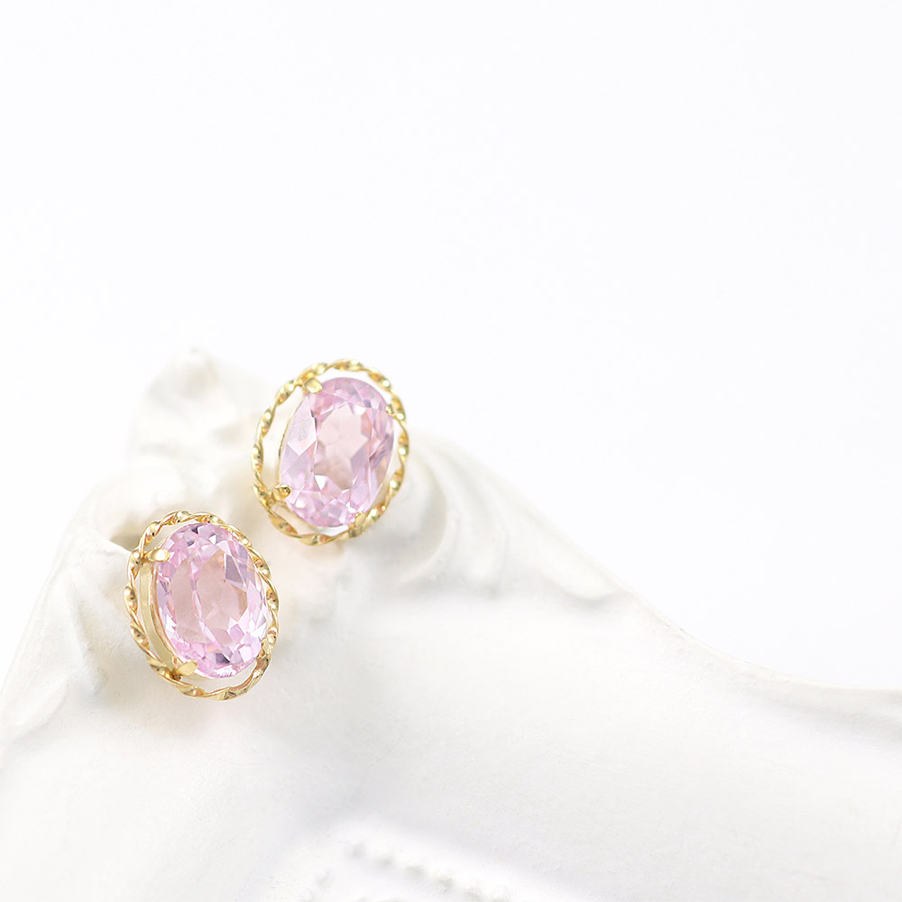 アクセサリーのプレゼント K18YG 9月誕生石 クンツァイト ピアス 18金