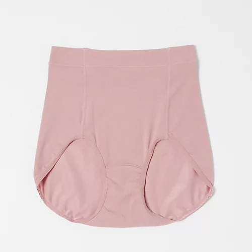 とにかく売れてる！【ブラデリス】の「ブラキャミ＆ショーツ」のサイズ