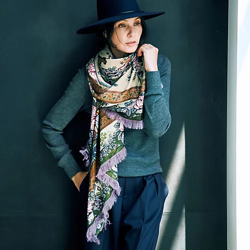 独創的な色柄が芸術作品のようなストール 「ピエール・ルイ・マシア