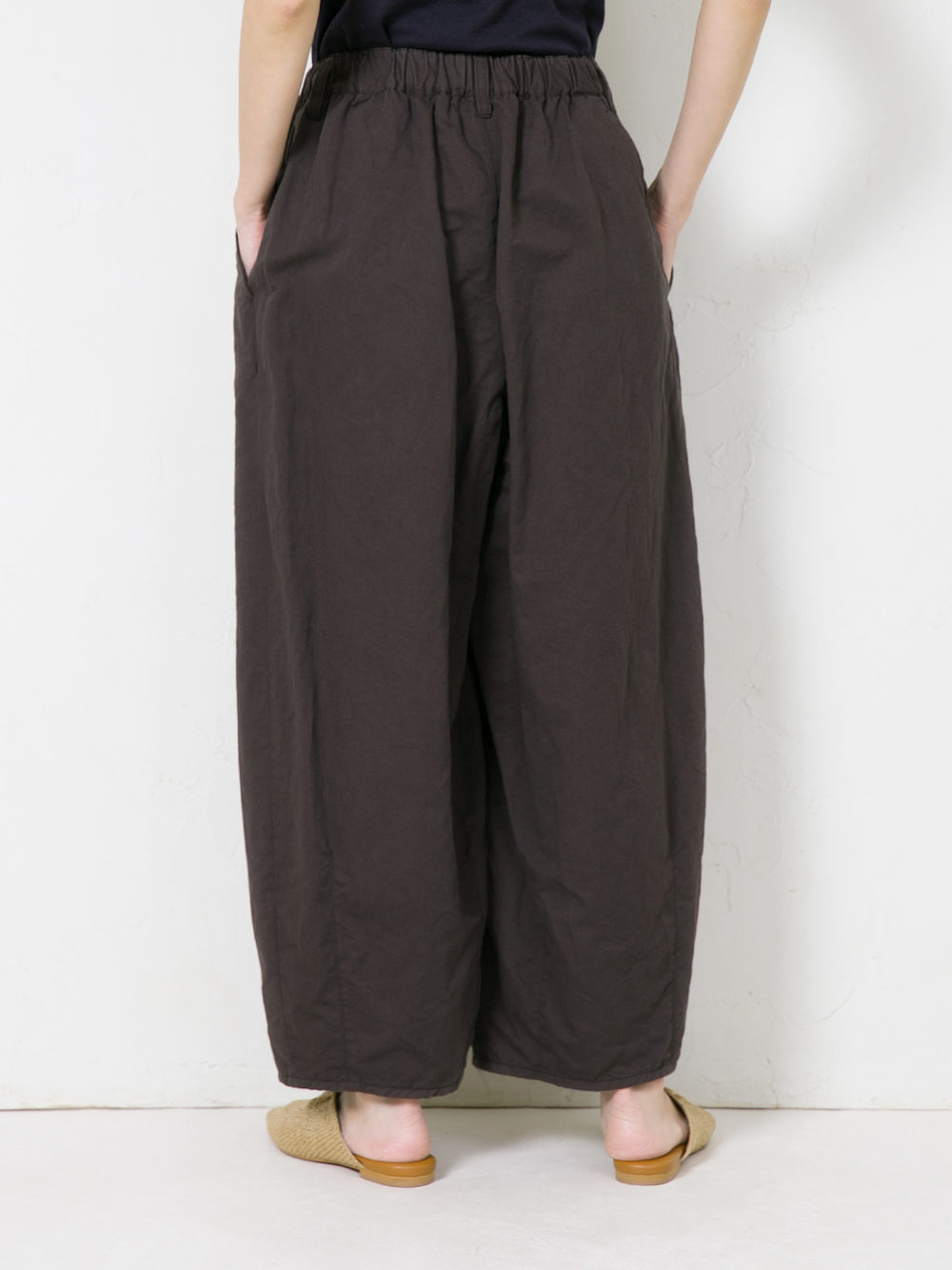 Work Linen Cotton ワイドダーツパンツ | ITEM | Vlas blomme