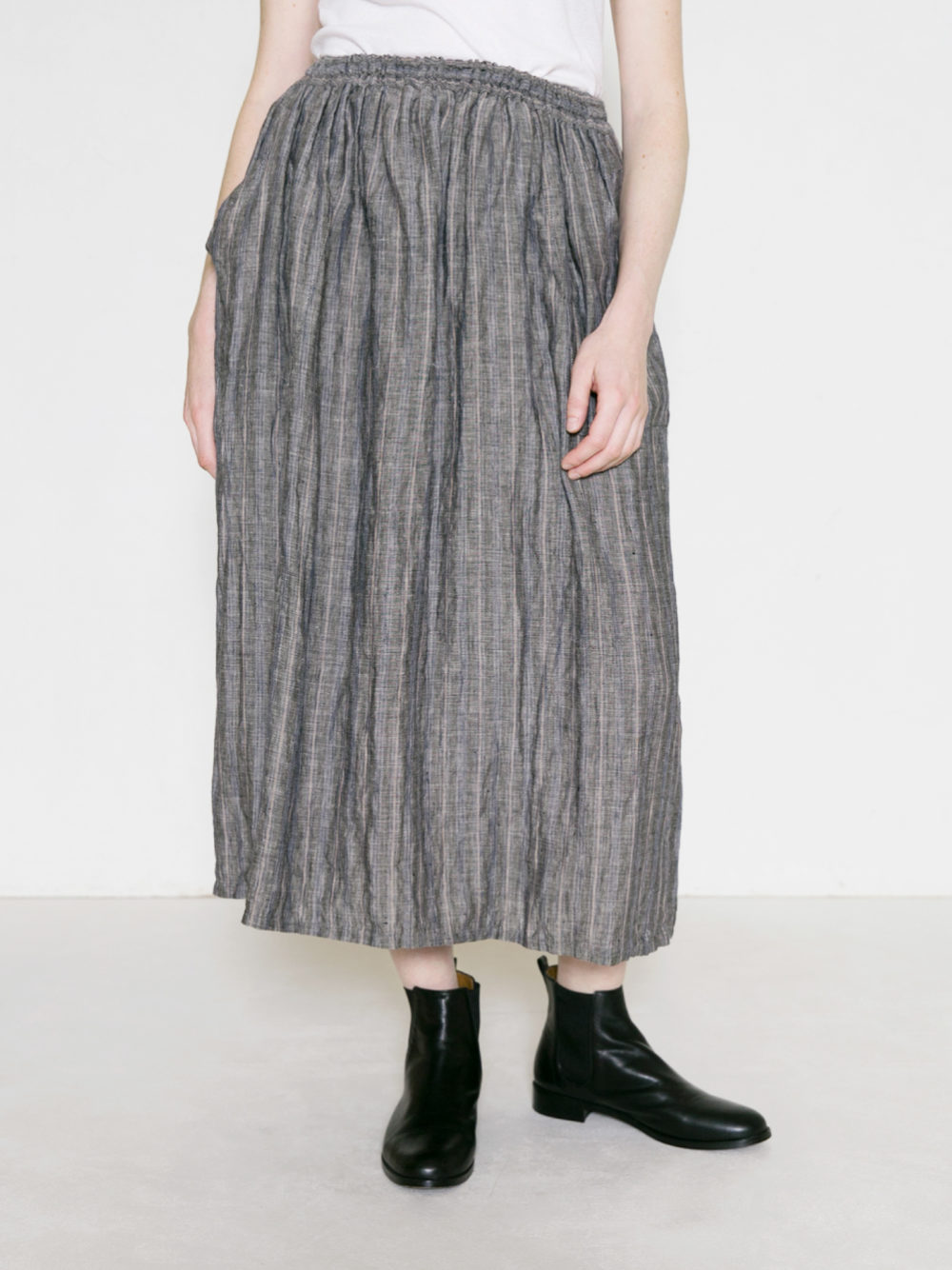 40/1 Linen Stripe スカート | ITEM | Vlas blomme｜ ヴラスブラム