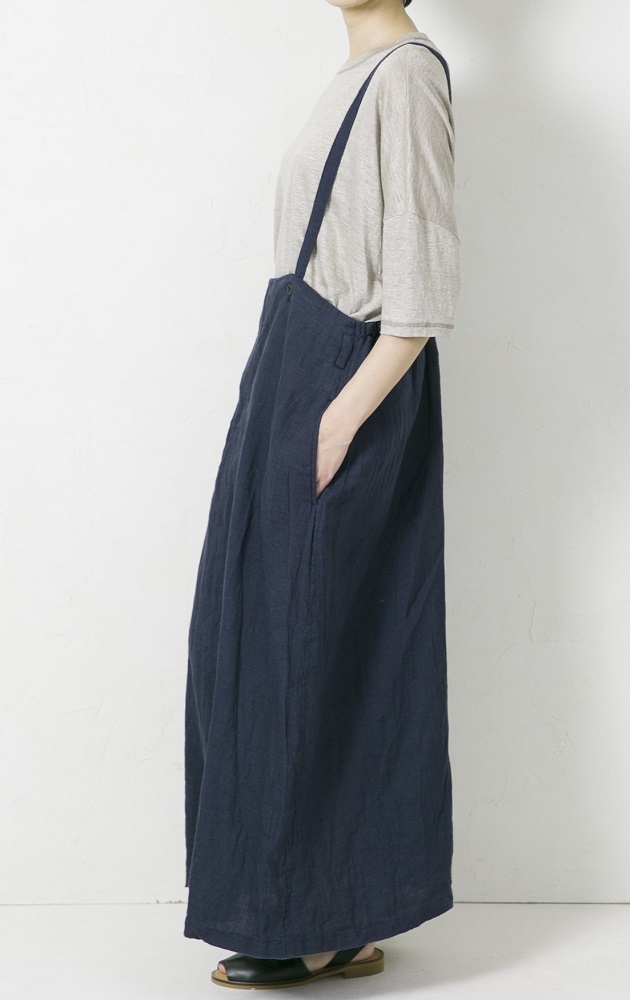 コーディネートの心強い味方、ヴラスブラムのおすすめサロペット