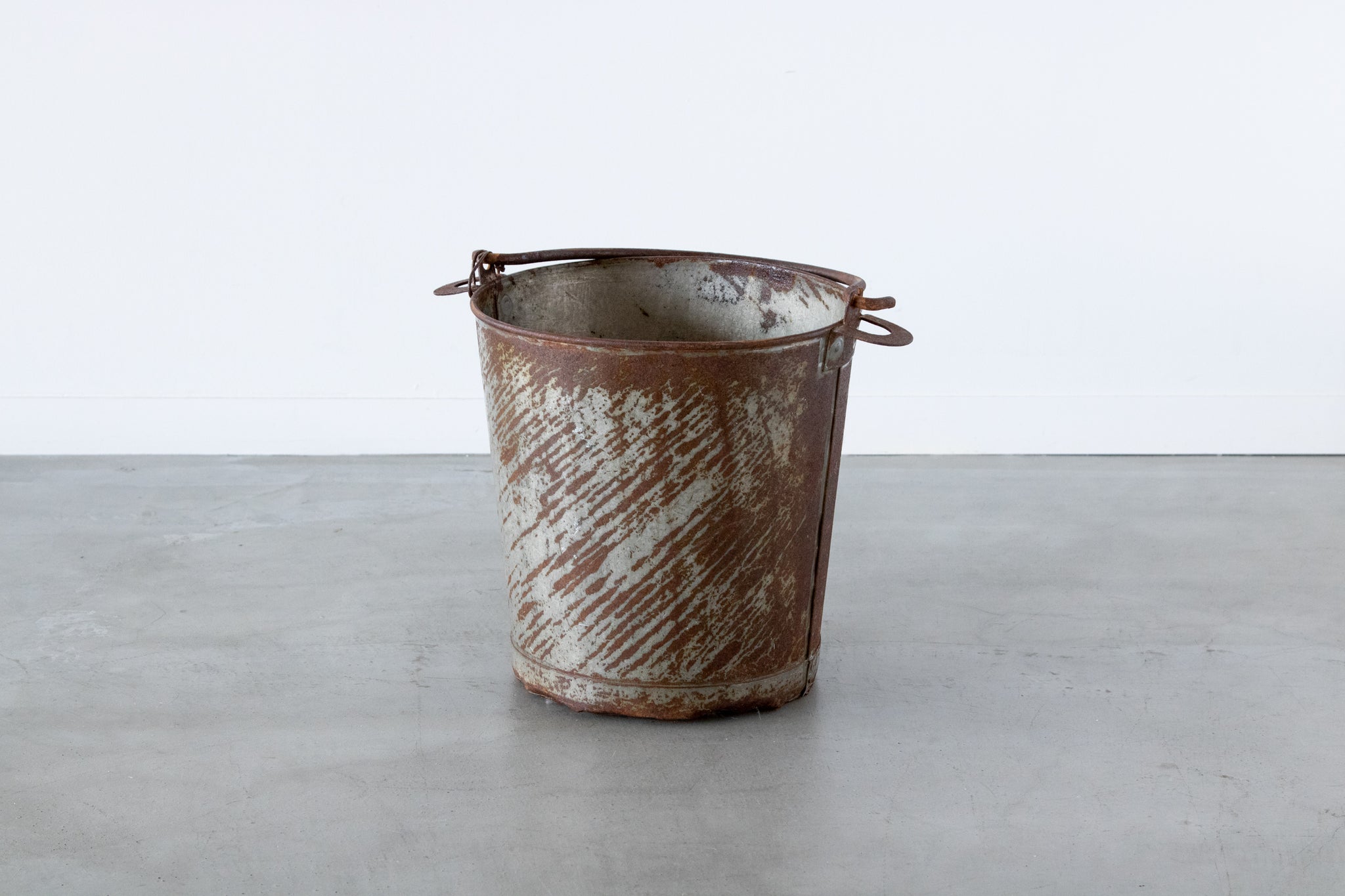 R43-1_2048x.jpg?v=1619589950