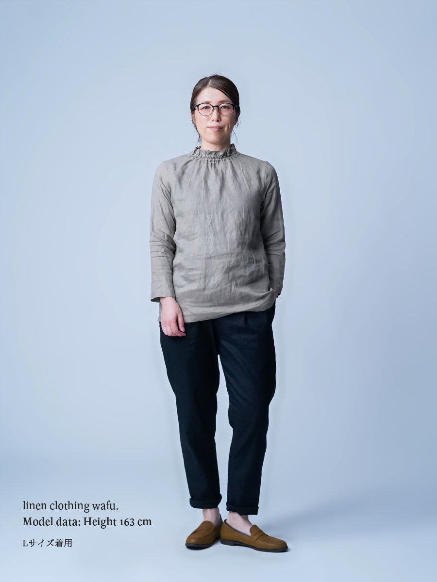 リネントップス】 軽く やわらかい タートル ネックインナー ／ 榛色