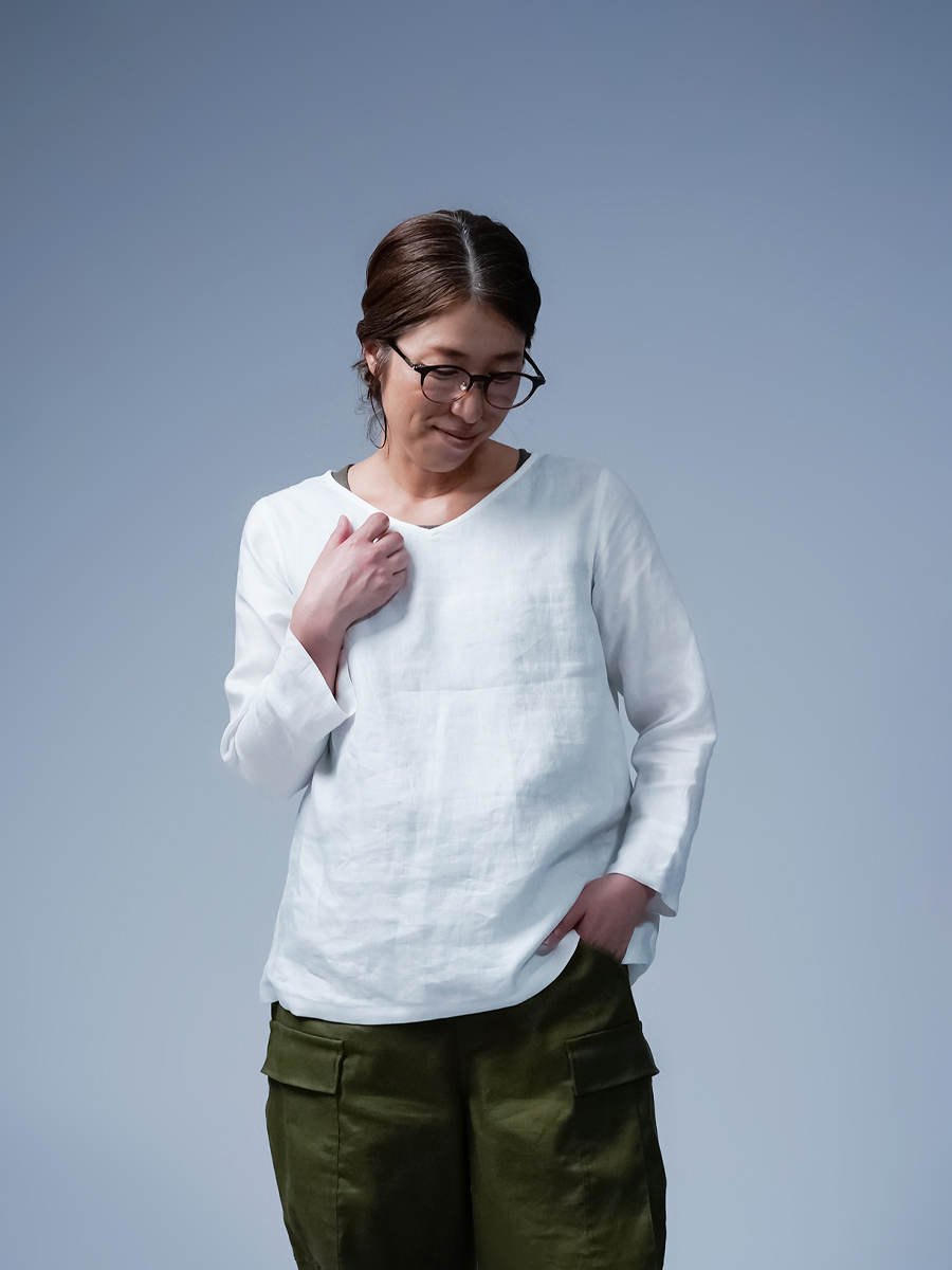 リネントップス】プレミアムリネン Vネック トップス 薄地 / ホワイト