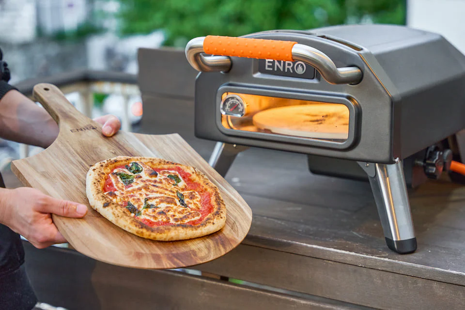 家庭用ピザ窯で近所迷惑なし｜ENROガス式窯焼名人2のメリット