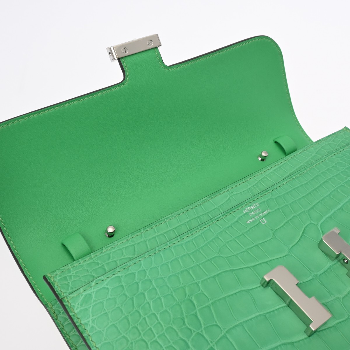 エルメス コンスタンスロング トゥーゴー ヴェールコミック