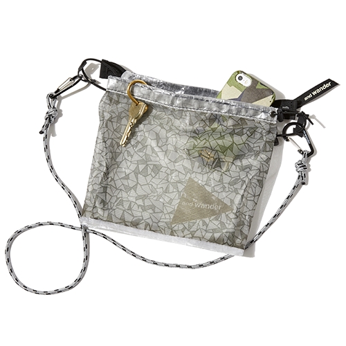 洗練されたアウトドアブランド「アンドワンダー」の人気アイテム