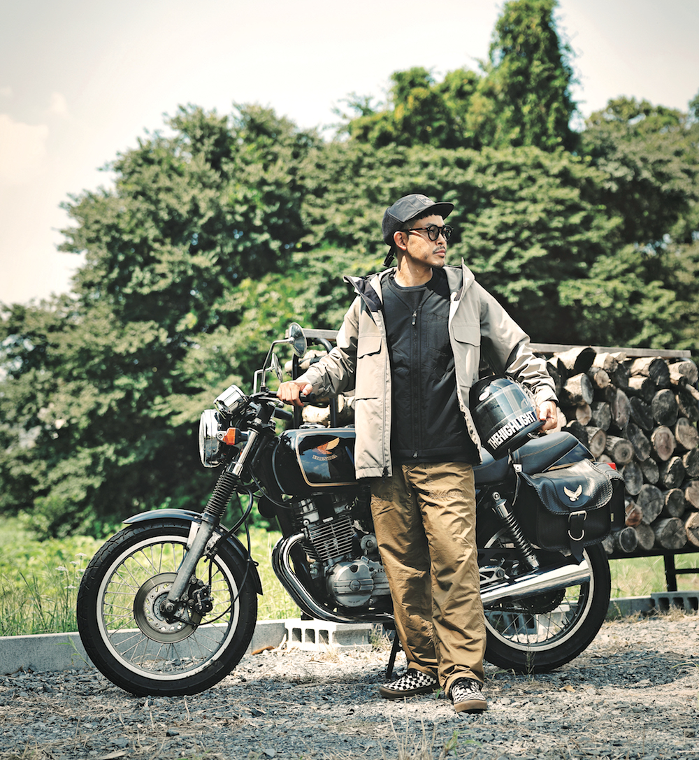 外遊び防寒ギアの要注目作。「エリア241」の発熱式ヒーティングベスト