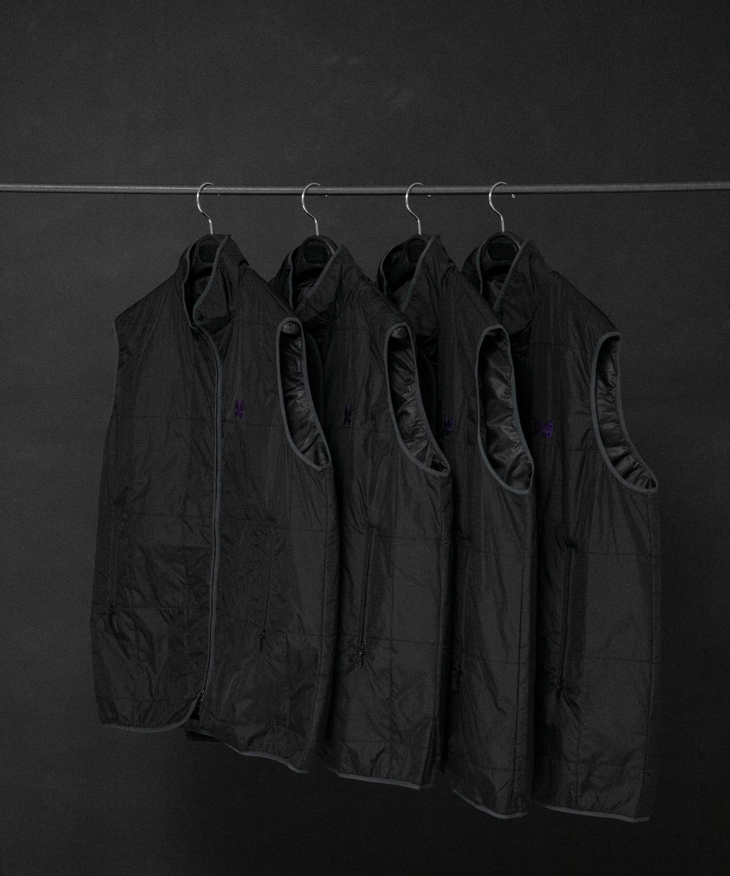 アーバンリサーチがニードルスに別注した、キルティングベストが