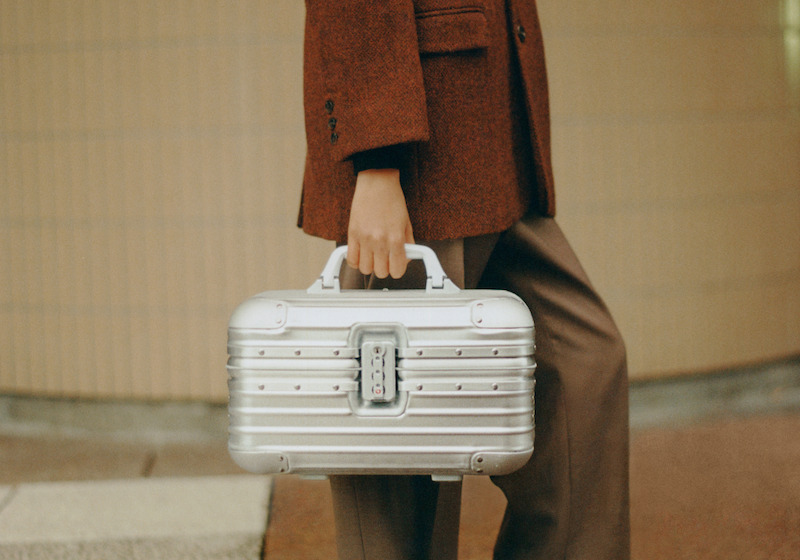 リモワのコレクションに、新たなデザインに生まれかわったヴァニティ