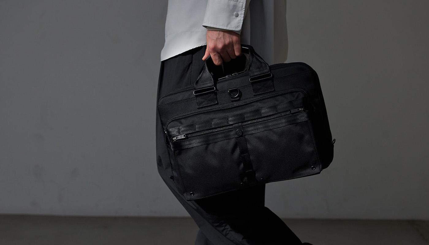 吉田カバン発「POTR」から、新しい時代のビジネスバッグを追求した新
