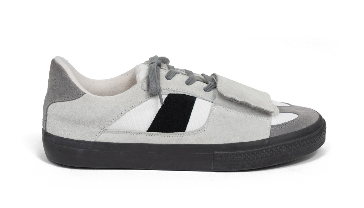 リプロダクションオブファウンドとグラフペーパーによる、クラシックな