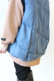 アヤン（ayane）テンセルデニムダウンベスト／ブルー - 22,176円