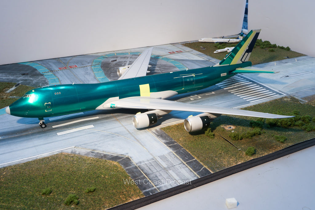 SQ Wings Atlas Air Boeing 747-8F 