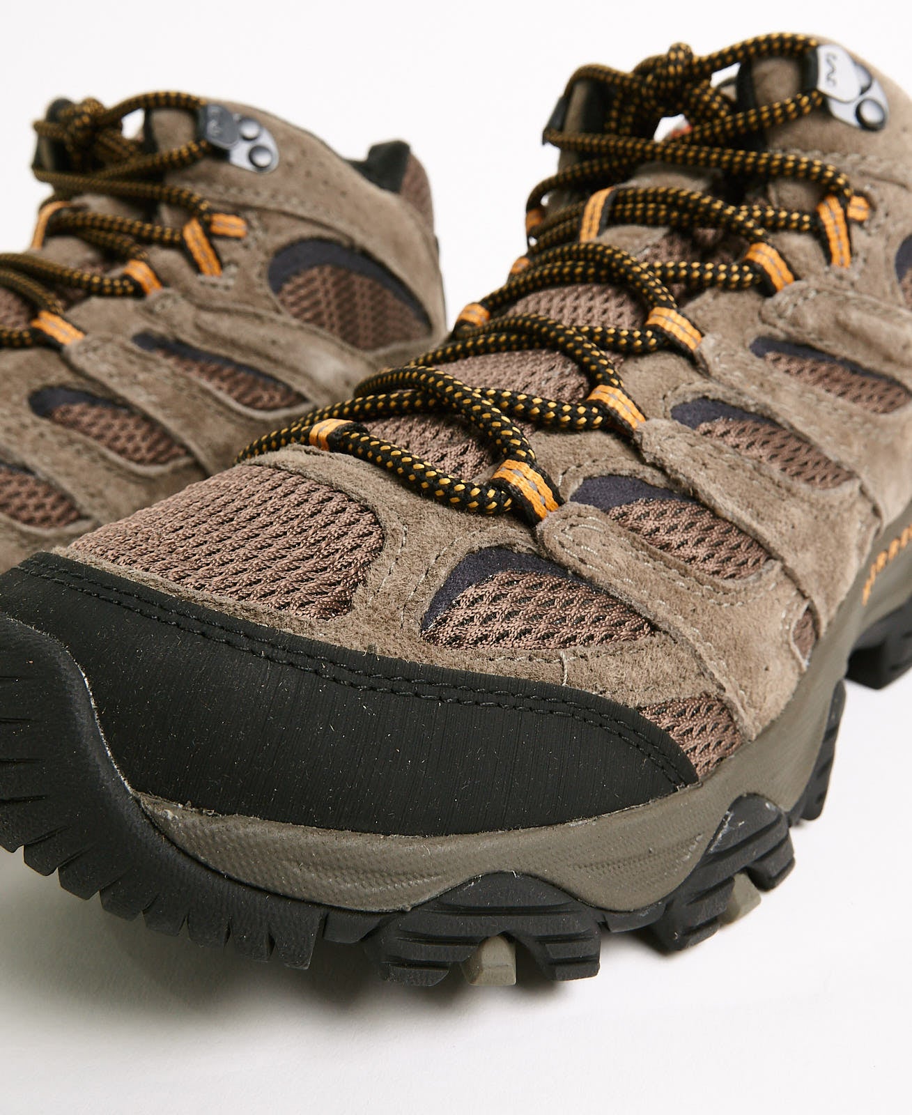 Men's Moab 3 Mid GORE-TEX® in Walnut ~ Windthrow