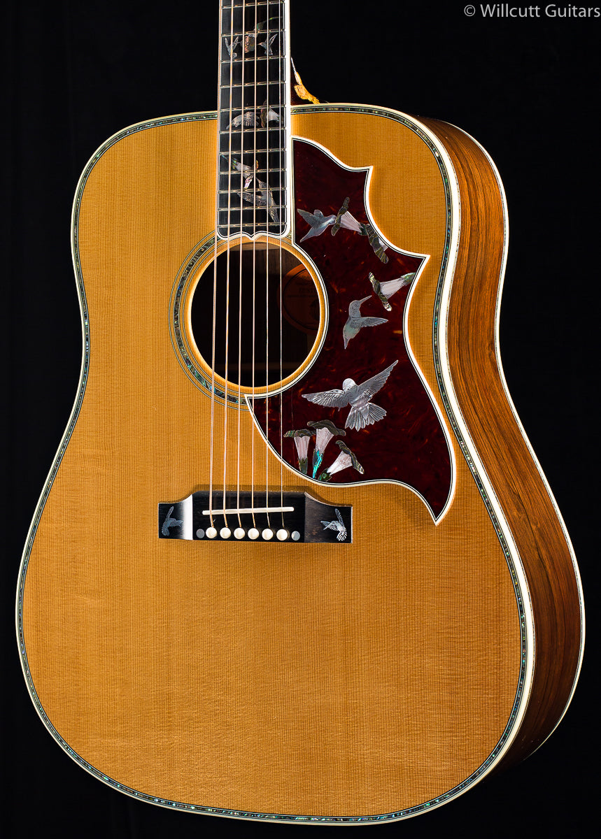 Gibson 2005 Master Museum Collection Hummingbird Supreme (001
