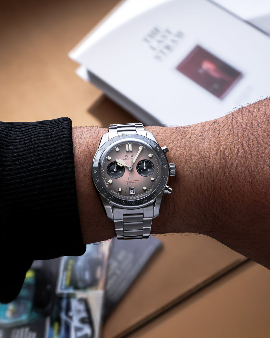 ADAMASCUS AD8 Chronograph Light Pink-Grey – WISE