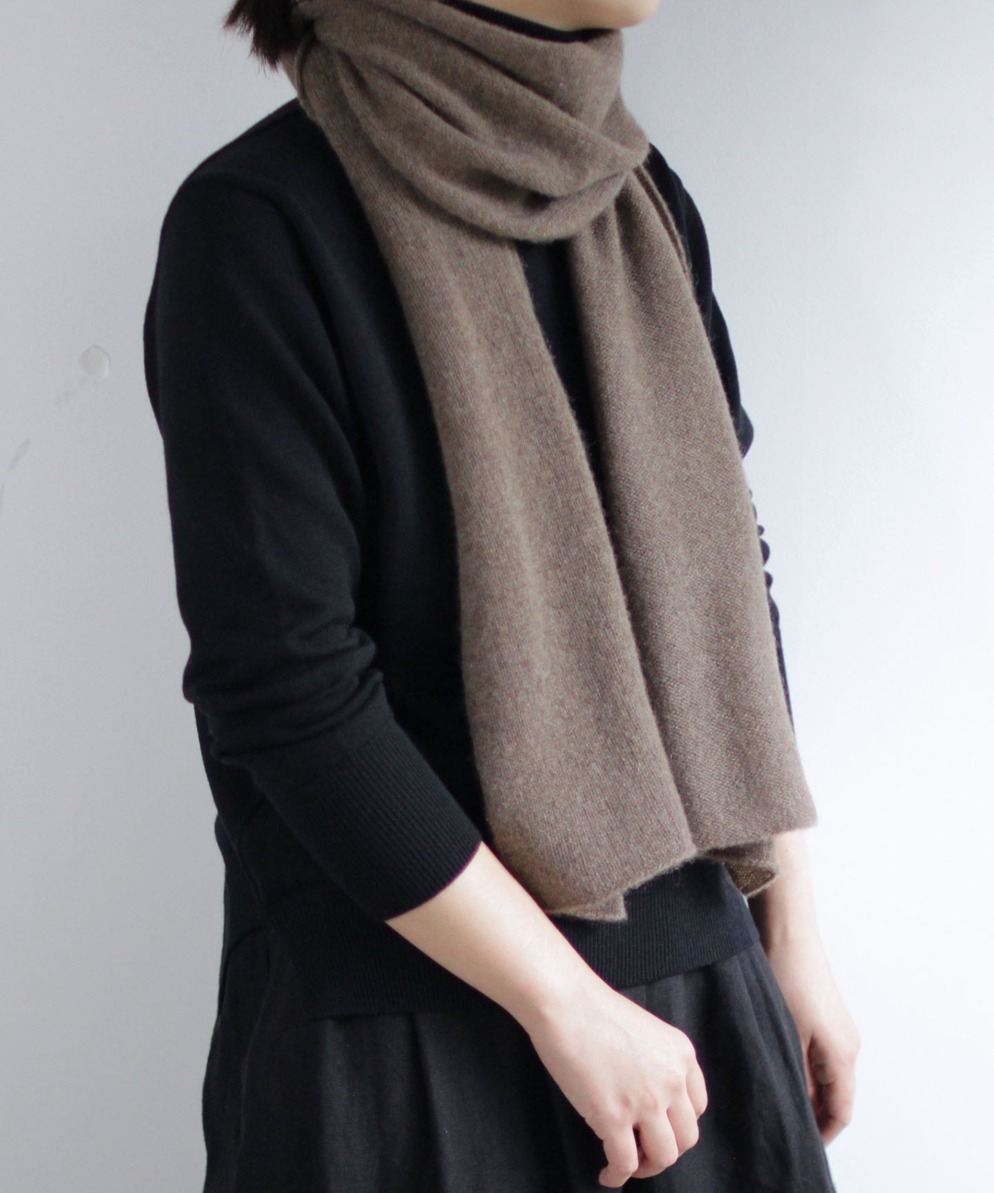 ヤク100%の細巾ストール（YAA-043） – WOOL STUDIO