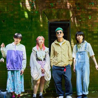 6/25発売 New Single「ズッ友」ジャケット写真＆最新アーティスト写真