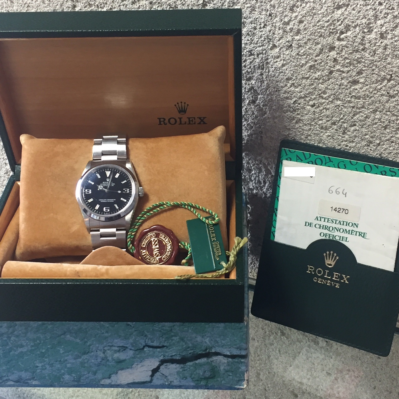 ロレックス・エクスプローラーⅠ「14270」買取相場とブラックアウト