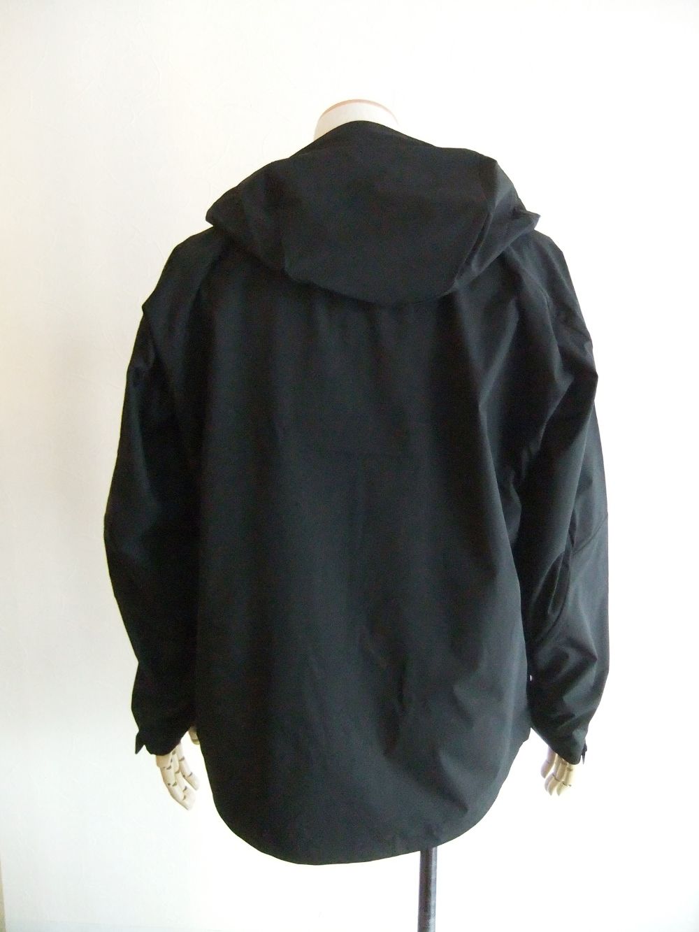 C.P. COMPANY - PRO-TEK HOODED JACKET ジップアップ ブルゾン (日本