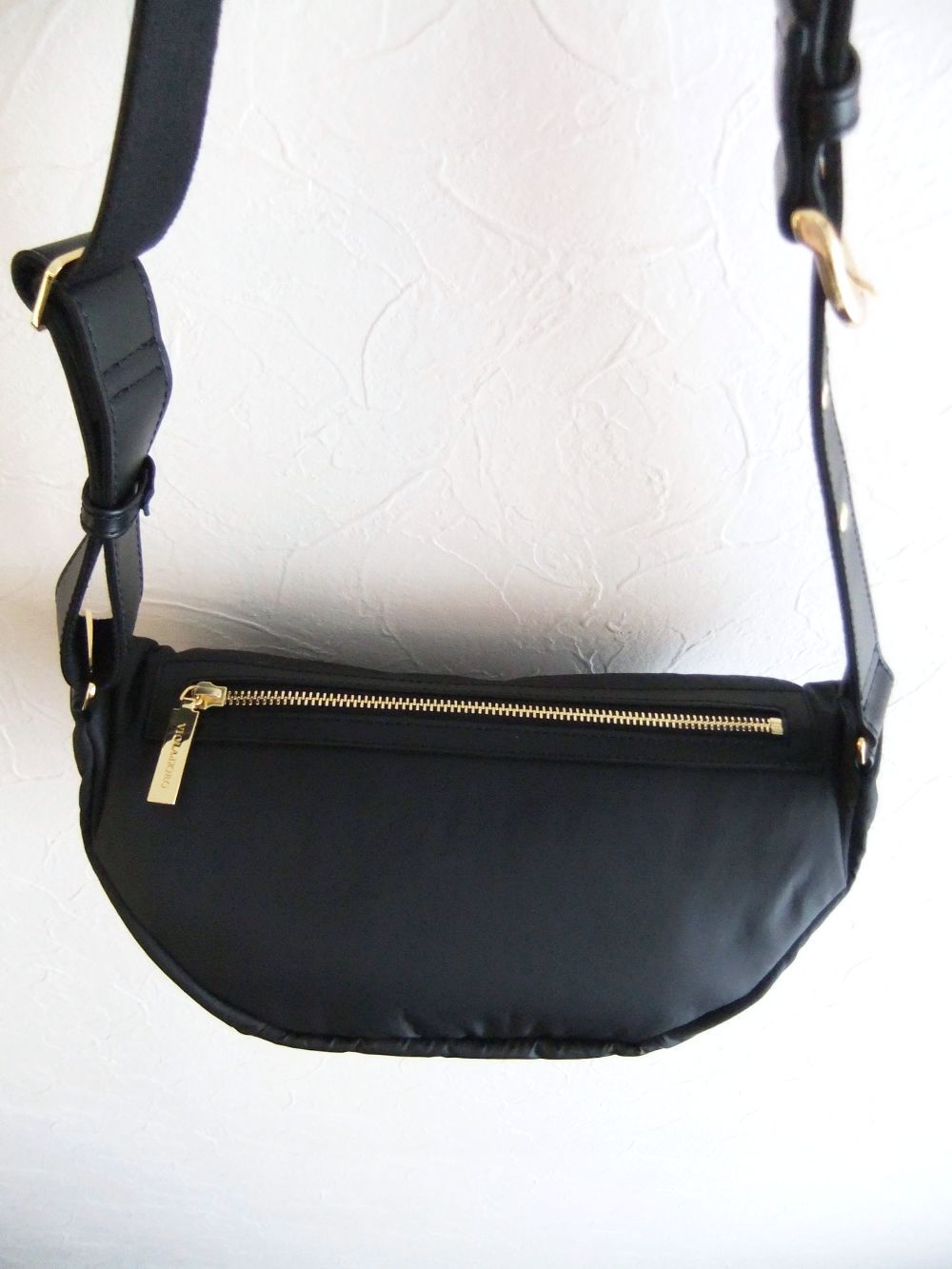 VIOLAd'ORO - GINO ナイロン ボディバック V-2210 | 4.444glad