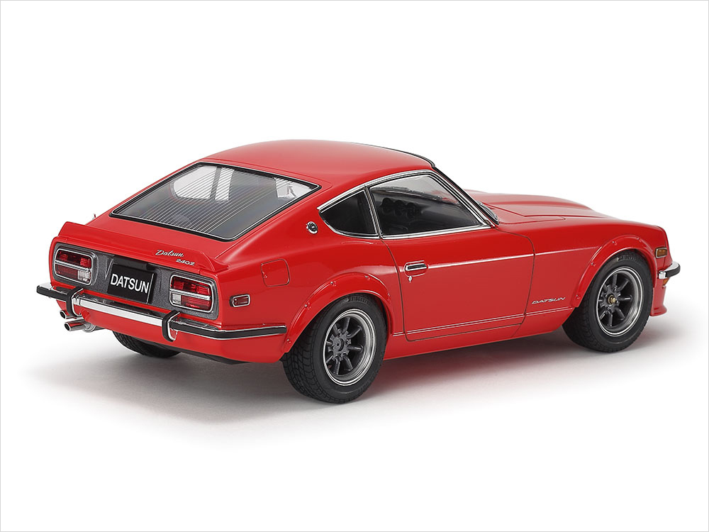 タミヤ 1/24 NISSAN フェアレディ 240Z ストリートカスタム | クアトロ