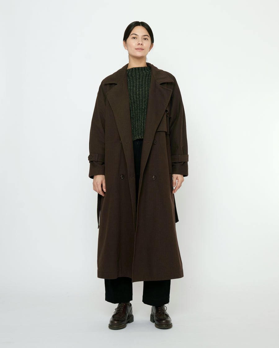 Fall Long Trench - FW25 - Molasses – 7115 by Szeki