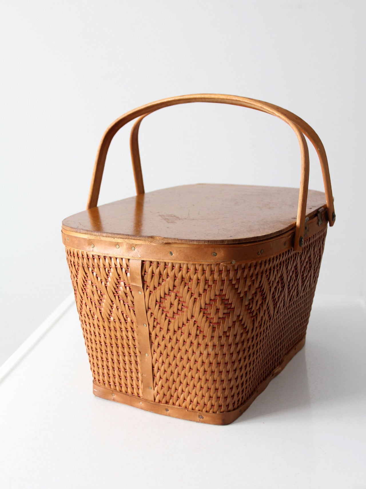vintage picnic basket – 86 Vintage