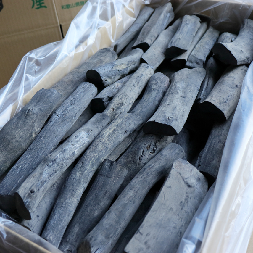 紀州備長炭 業務用 馬目 切丸・切半丸15kg | 紀州備長炭｜和歌山の窯元