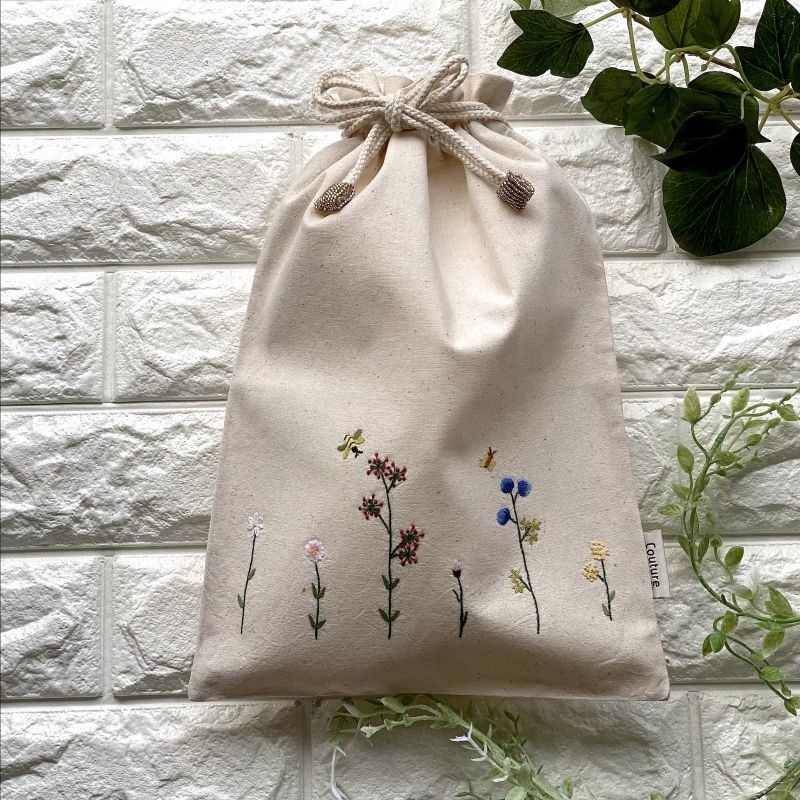 手刺繍キンチャクMM