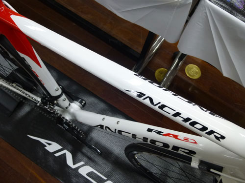 ANCHOR ROADBIKE RA6 EX 2015