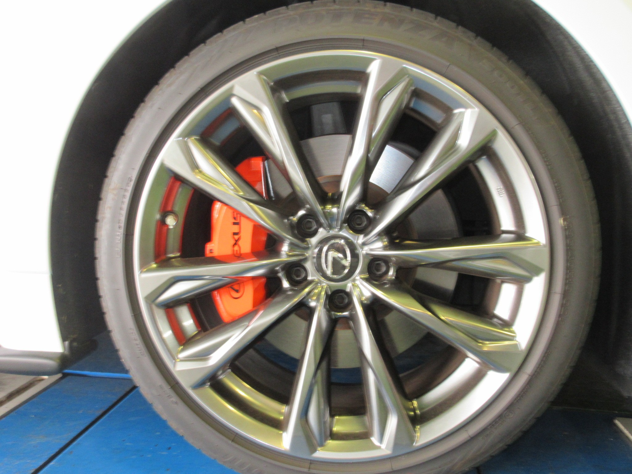 ENKEIホイール取り付け | レクサス IS ホイール | STAFF日記