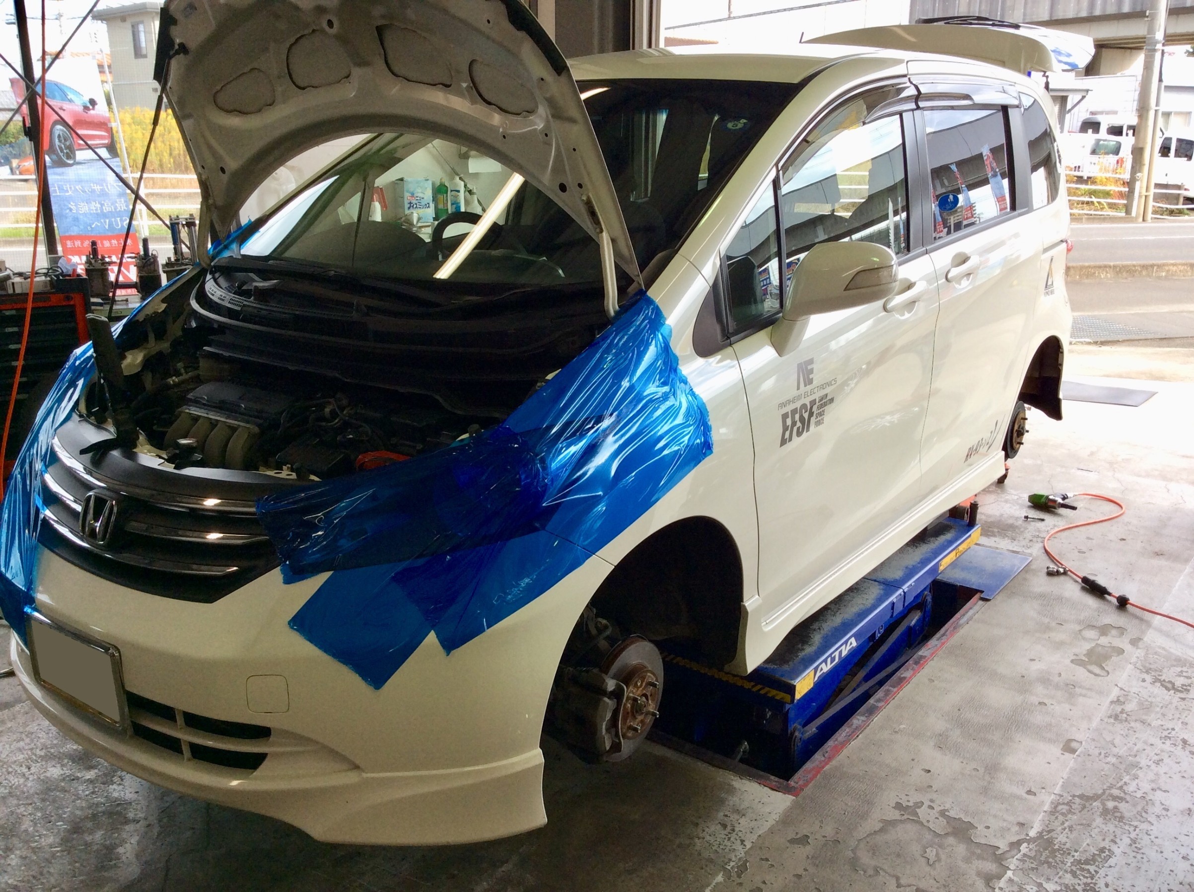 フリード GB3 車高調取り付けます！ | ホンダ フリード 足まわり